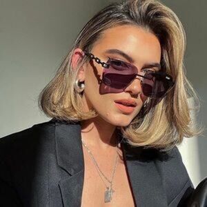 Quay Australia Women's Black NO CAP Sunglasses